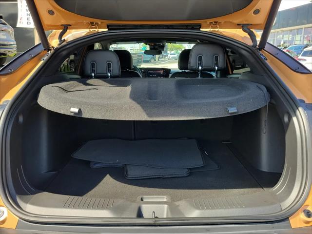 2024 Buick NV Preferred FWD