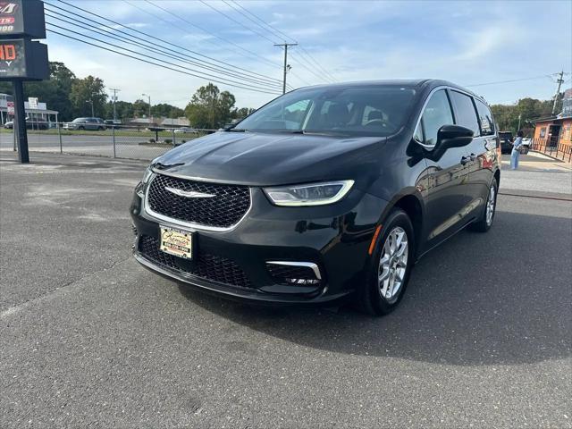 2023 Chrysler Pacifica Touring L for sale in Blackwood, NJ