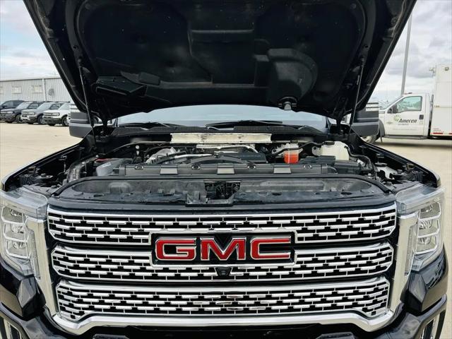 2020 GMC Sierra 2500HD 4WD Crew Cab Standard Bed Denali