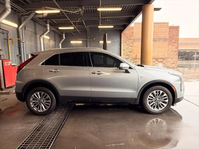 2024 Cadillac XT4 AWD Premium Luxury