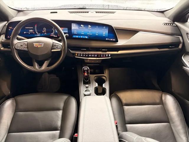 2024 Cadillac XT4 AWD Premium Luxury