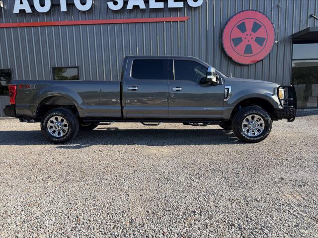 2017 Ford F-350 Lariat 4x4 4dr Crew Cab 8 ft. LB SRW Pickup