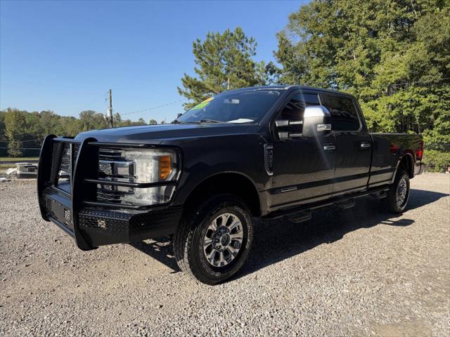 2017 Ford F-350 Lariat 4x4 4dr Crew Cab 8 ft. LB SRW Pickup