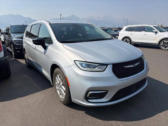 2024 Chrysler Pacifica Touring L for sale in Tracy, MN