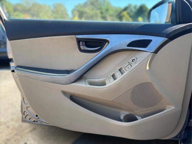 2012 Hyundai Elantra Limited