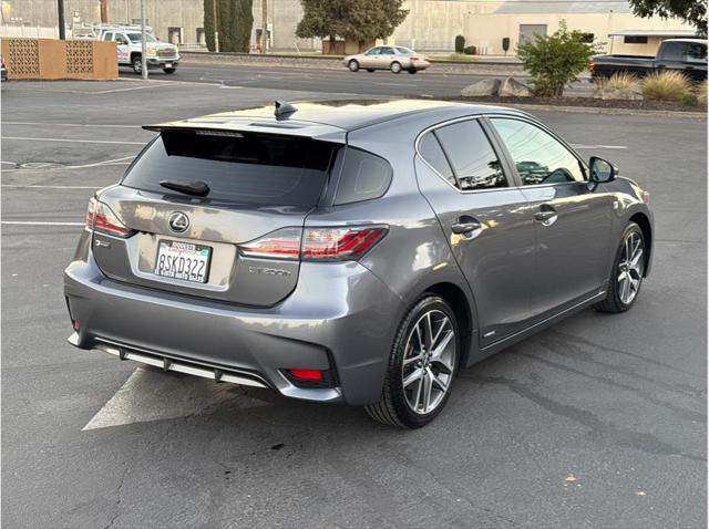 2017 Lexus CT 200h CT 200h Hatchback 4D