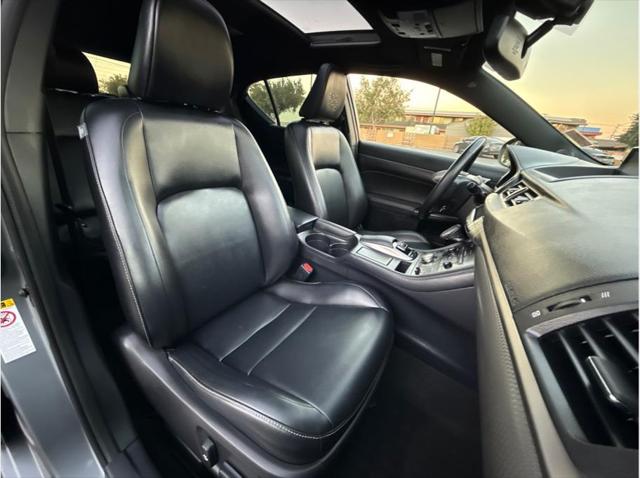 2017 Lexus CT 200h CT 200h Hatchback 4D
