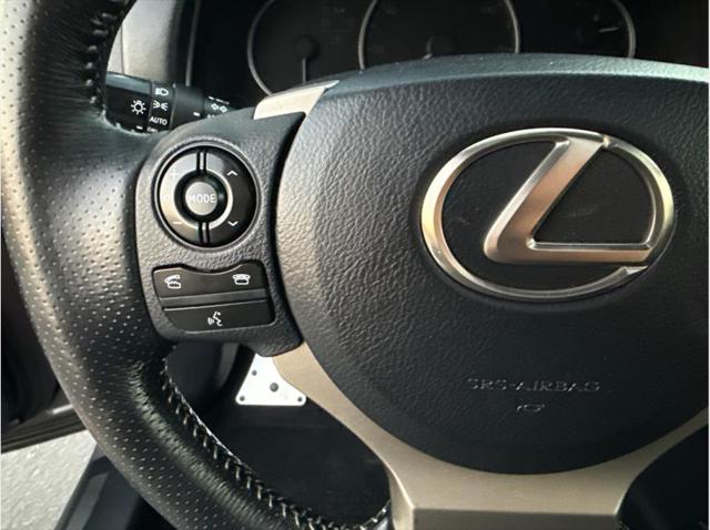 2017 Lexus CT 200h CT 200h Hatchback 4D