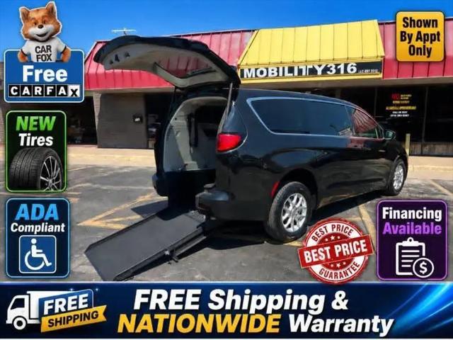 2022 Chrysler Voyager LX for sale in Wichita, KS
