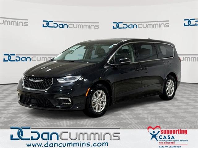 2023 Chrysler Pacifica Touring L for sale in Georgetown, KY