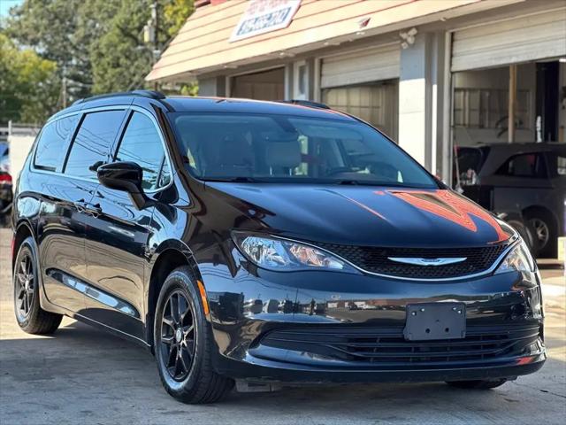 2020 Chrysler Voyager LXI for sale in Burlington, NC