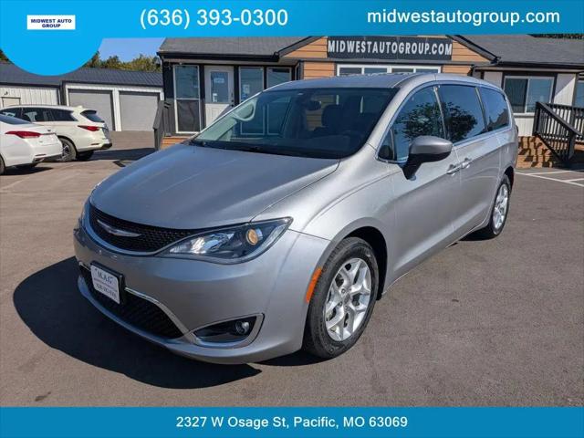 2017 Chrysler Pacifica Touring Plus for sale in Pacific, MO