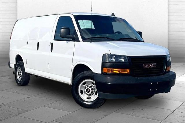 2020 GMC Savana Cargo RWD 2500 Regular Wheelbase Work Van for sale in Kansas City, MO