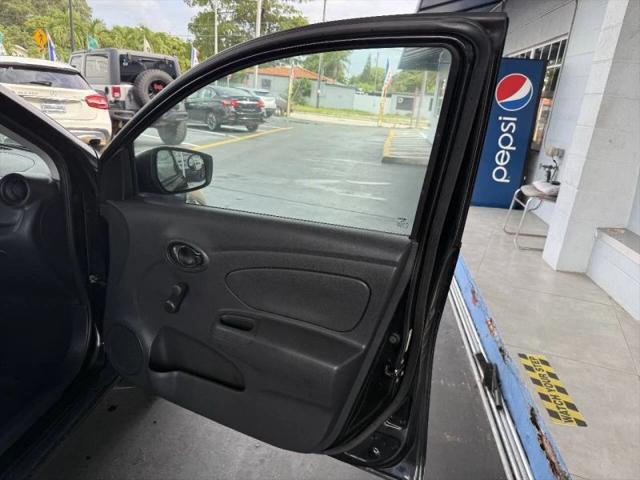 2019 Nissan Versa 1.6 S+