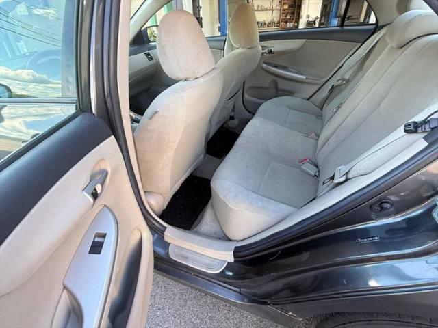 2011 Toyota Corolla LE