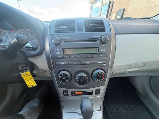 2011 Toyota Corolla LE
