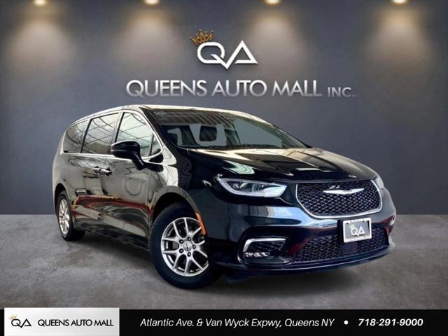 2024 Chrysler Pacifica Touring L for sale in Richmond Hill, NY