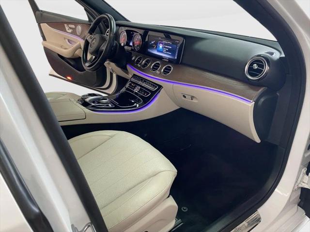 2017 Mercedes-Benz E-CLASS E 300 E 300