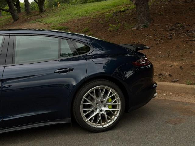 2019 Porsche Panamera E-Hybrid 4