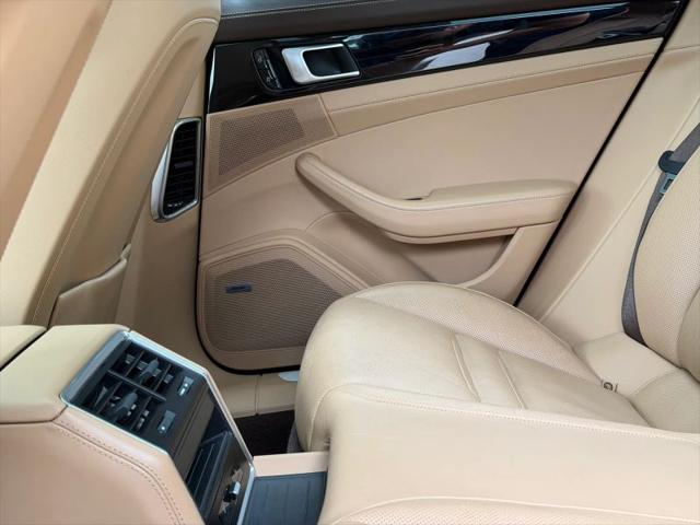 2019 Porsche Panamera E-Hybrid 4