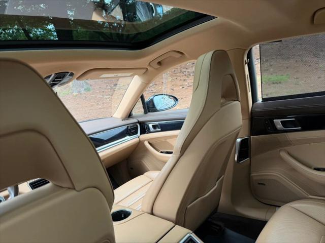 2019 Porsche Panamera E-Hybrid 4
