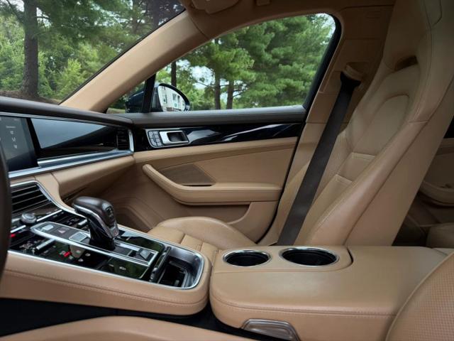 2019 Porsche Panamera E-Hybrid 4