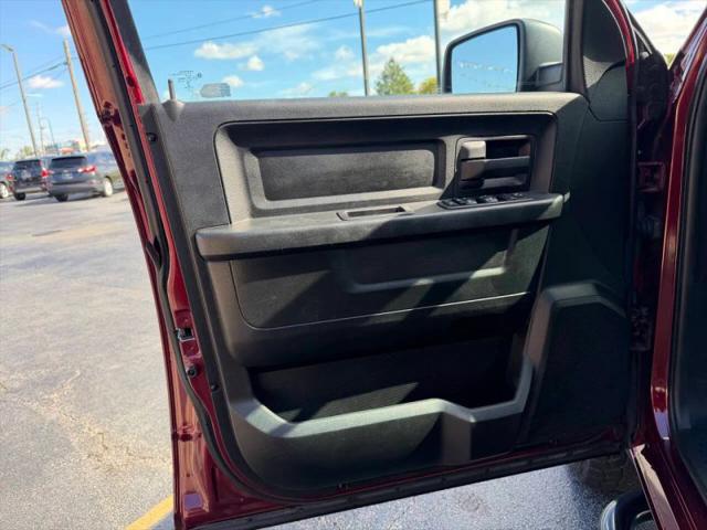2018 Ram 1500 Express Quad Cab 4x4 64 Box