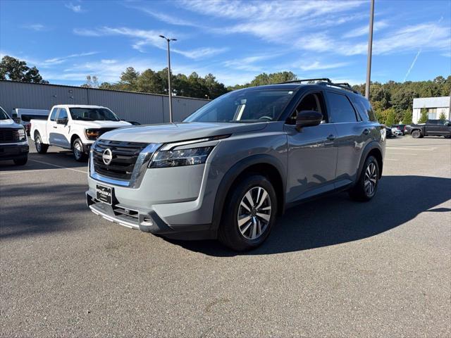 2024 Nissan Pathfinder SL 4WD 2024 Nissan Pathfinder SL 4WD