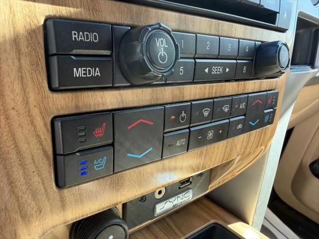 2011 Ford F-150 LARIAT