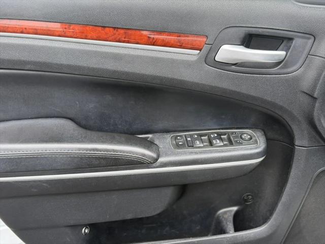 2013 Chrysler 300 Motown