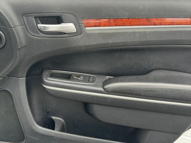 2013 Chrysler 300 Motown