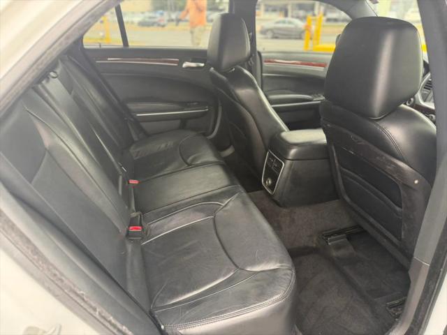 2013 Chrysler 300 Motown