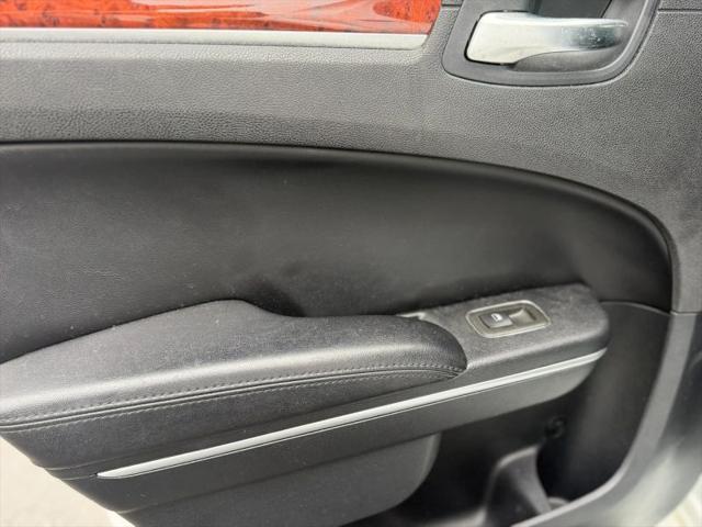 2013 Chrysler 300 Motown