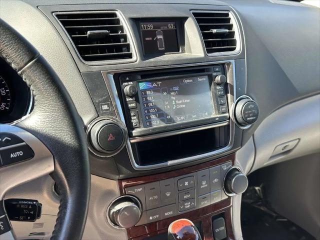 2013 Toyota Highlander Limited V6 2013 Toyota Highlander Limited V6