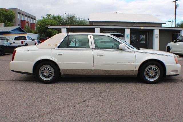 2002 Cadillac DeVille Standard