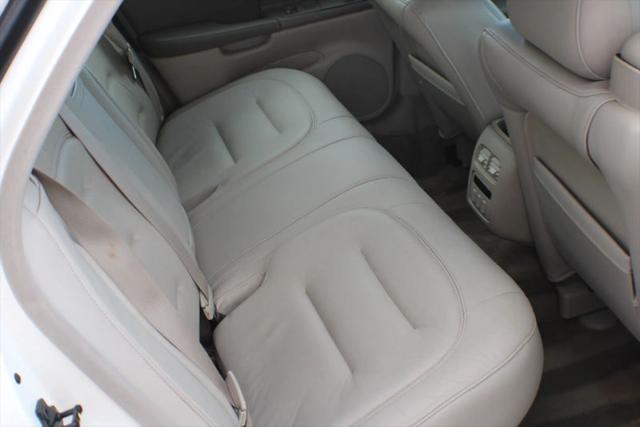 2002 Cadillac DeVille Standard