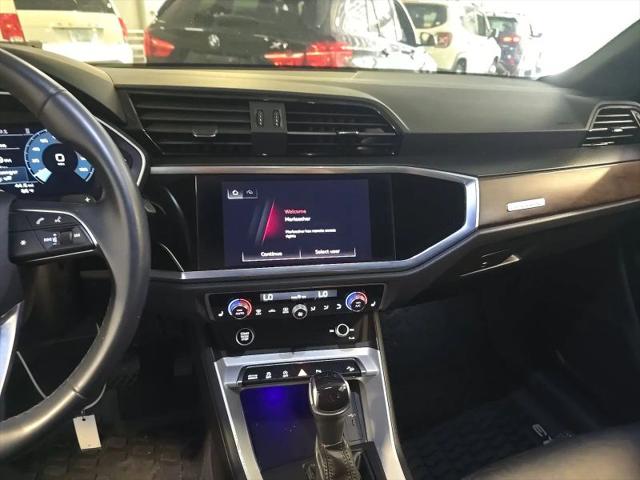 2022 Audi Q3 Premium Plus 45 TFSI S line quattro Tiptronic