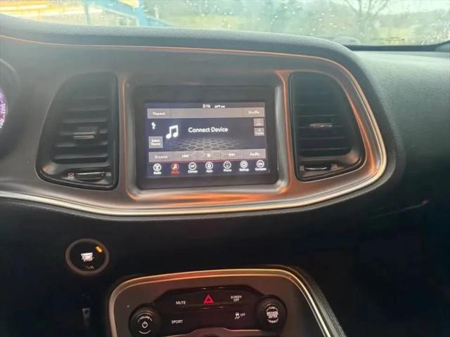 2019 Dodge Challenger SXT