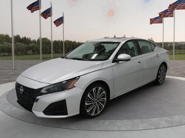 2023 Nissan Altima SL FWD for sale in Gladstone, MO