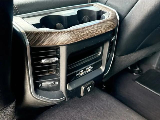2021 Ram 3500 Laramie Crew Cab 4x4 8 Box