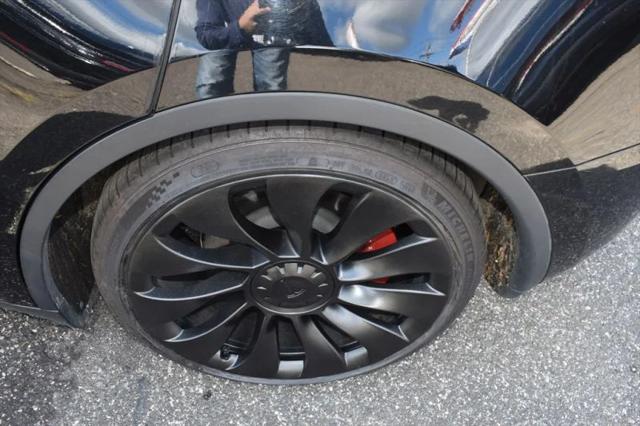 2023 Tesla Model Y Performance Dual Motor All-Wheel Drive
