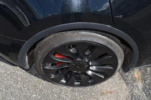 2023 Tesla Model Y Performance Dual Motor All-Wheel Drive