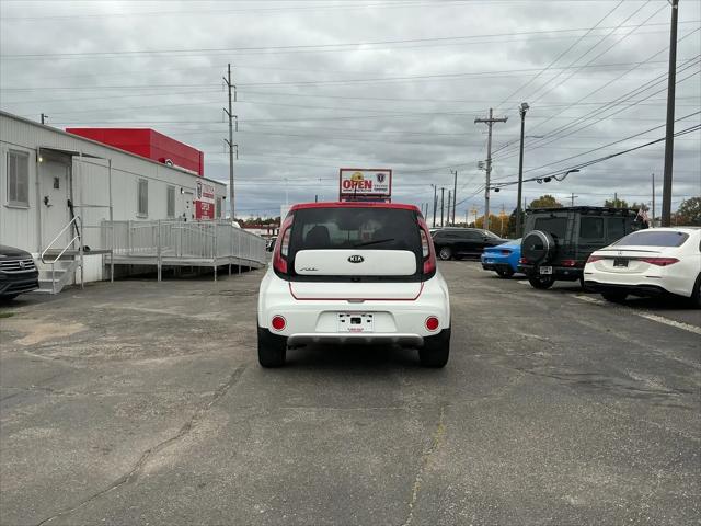 2017 Kia Soul +