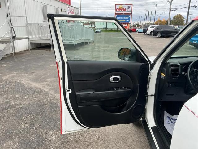 2017 Kia Soul +