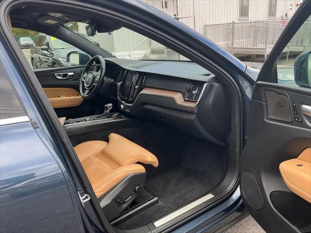 2021 Volvo XC60 T5 Inscription