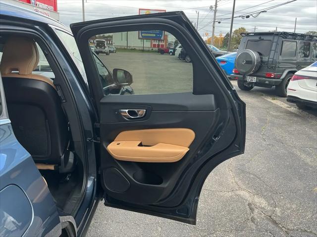 2021 Volvo XC60 T5 Inscription