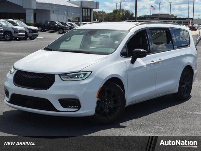2024 Chrysler Pacifica Touring L for sale in Orlando, FL
