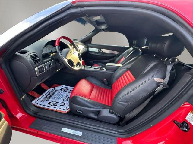2002 Ford Thunderbird Base