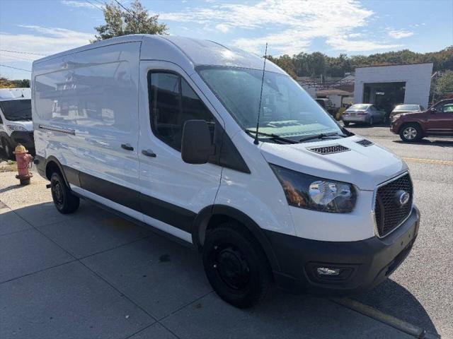 2024 Ford Transit Cargo Van Medium Roof w/LWB