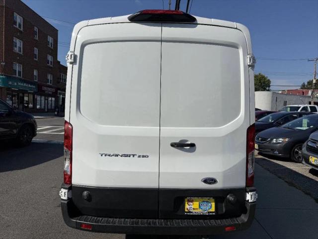2024 Ford Transit Cargo Van Medium Roof w/LWB